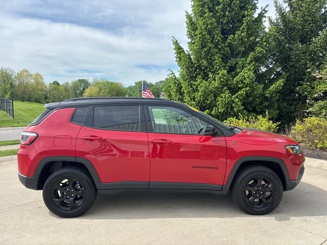 Used 2023 Jeep Compass Trailhawk AWD/4WD image 6