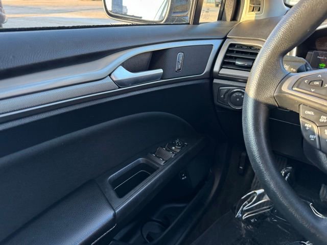 Certified 2019 Ford Fusion SE image 35