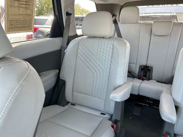 Used 2026 Hyundai Palisade SEL FWD image 12