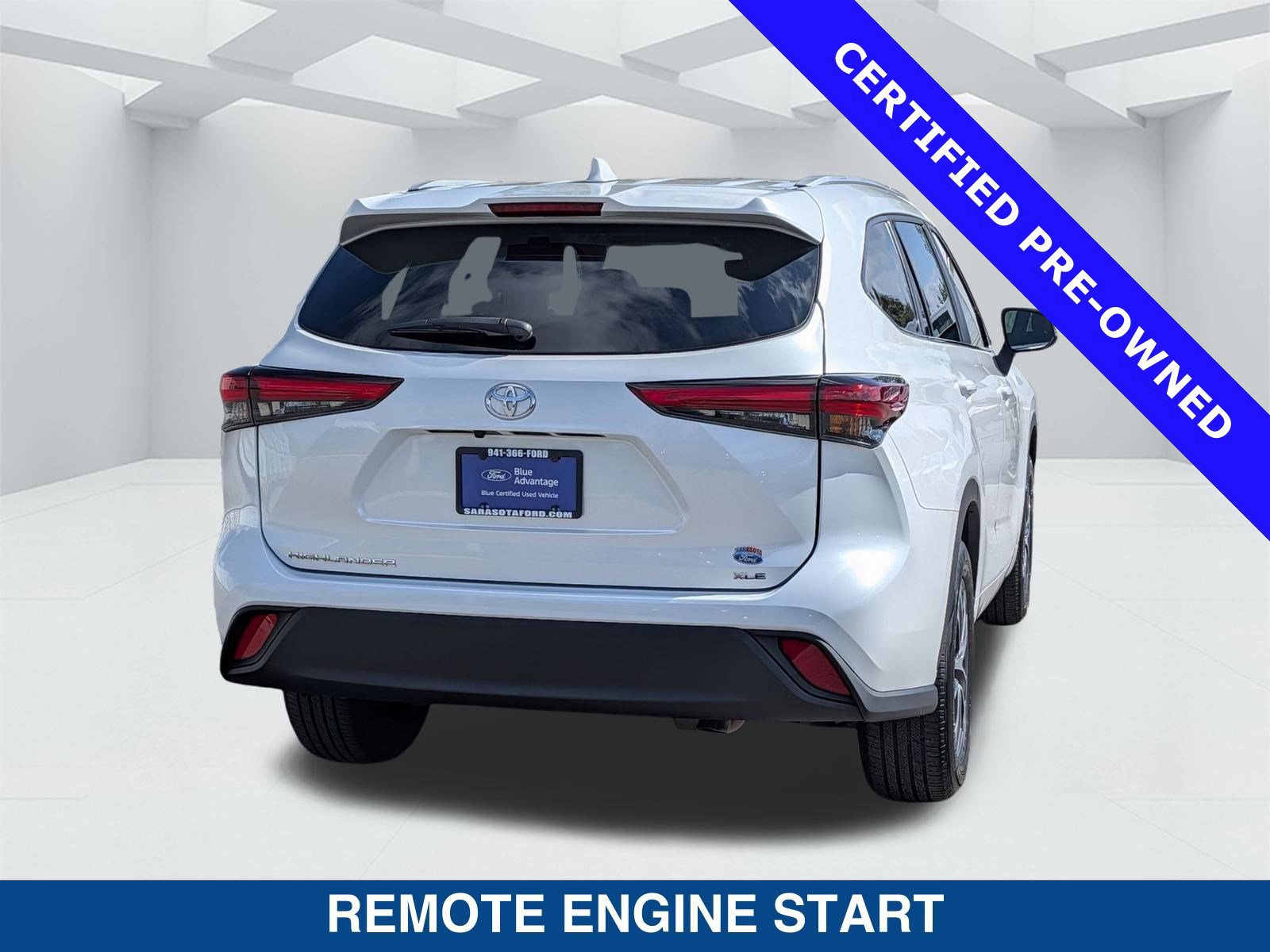 Used 2023 Toyota Highlander XLE image 5