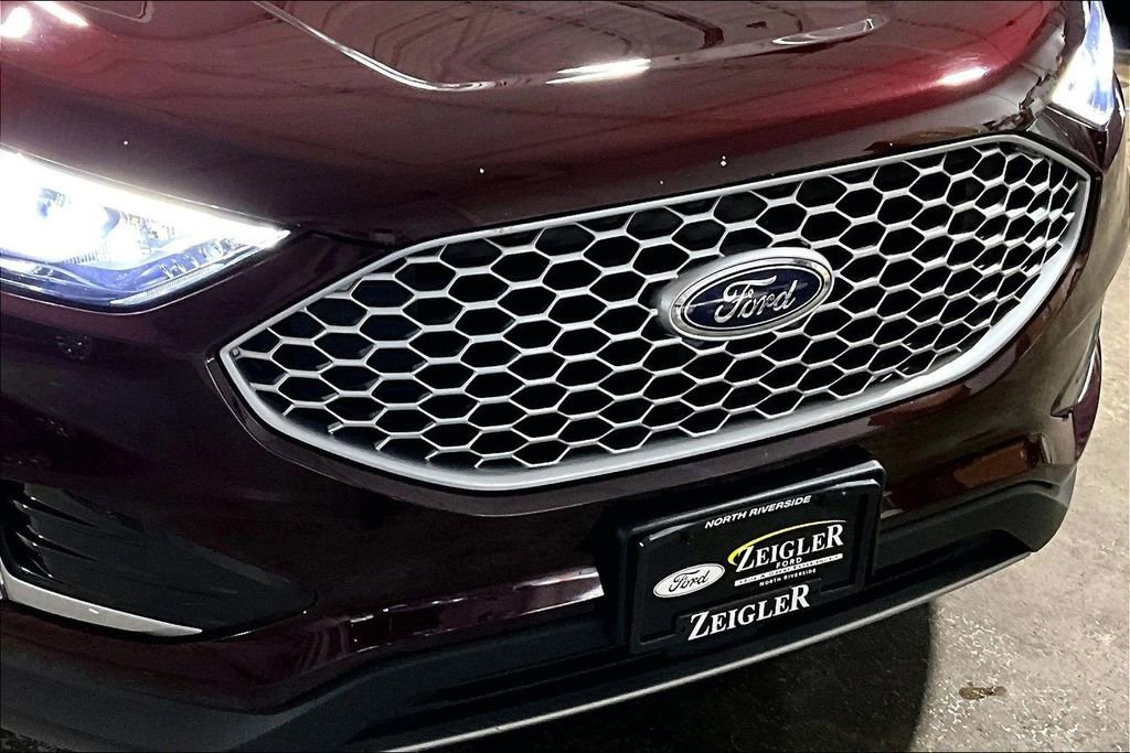 Certified 2024 Ford Edge SEL w/ Convenience Package image 29