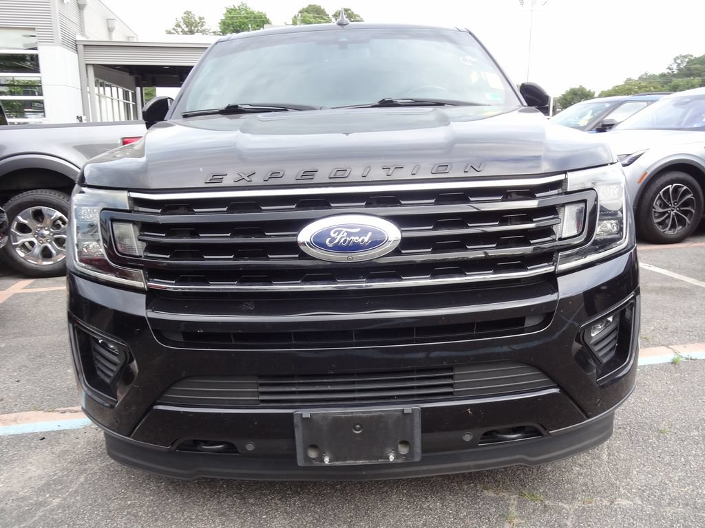 Certified 2019 Ford Expedition Max Limited w/ Equipment Group 303A AWD/4WD image 3