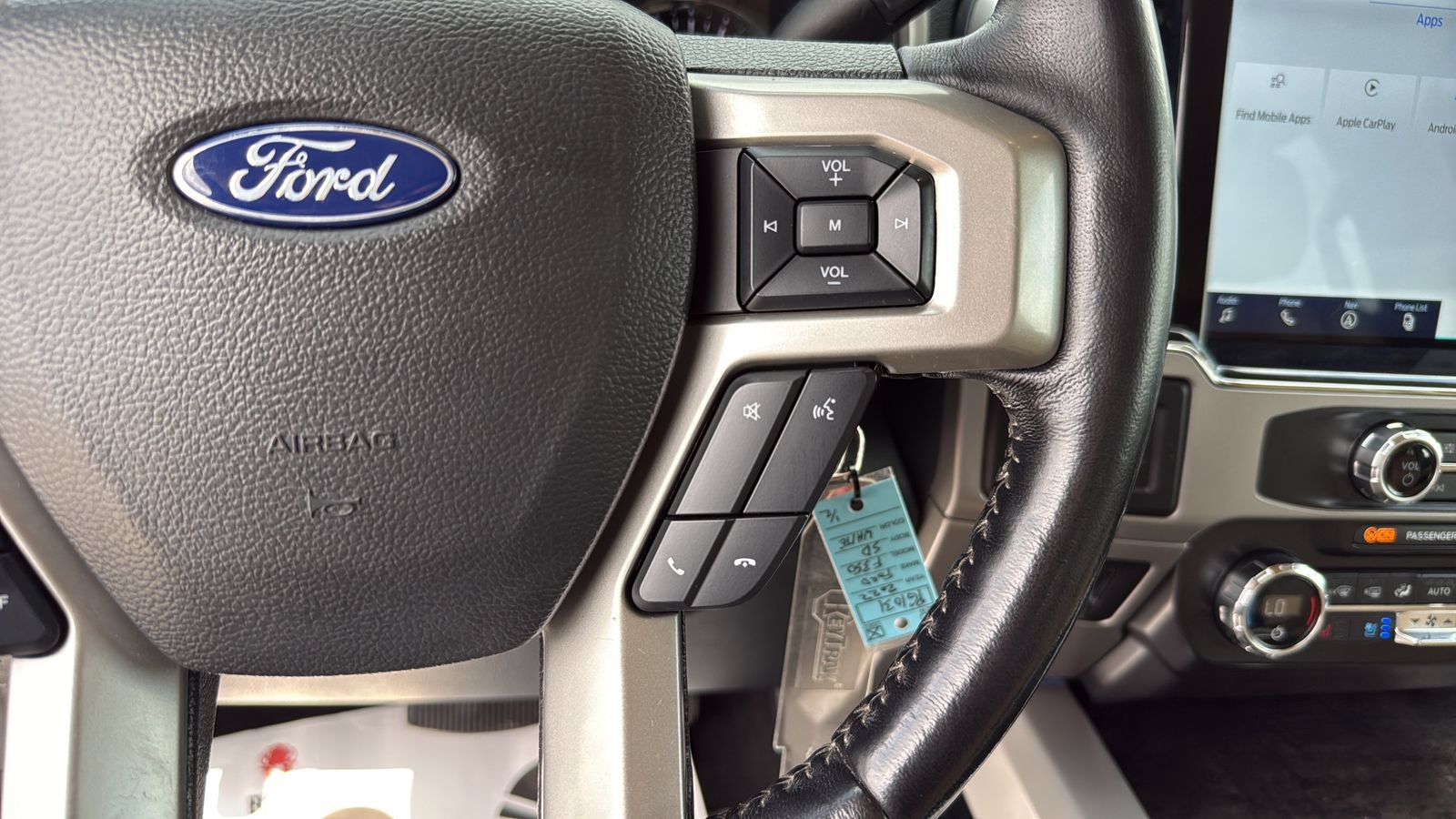 Certified 2022 Ford F350 Lariat AWD/4WD image 16