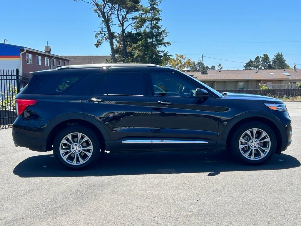 Certified 2023 Ford Explorer Limited AWD/4WD image 8