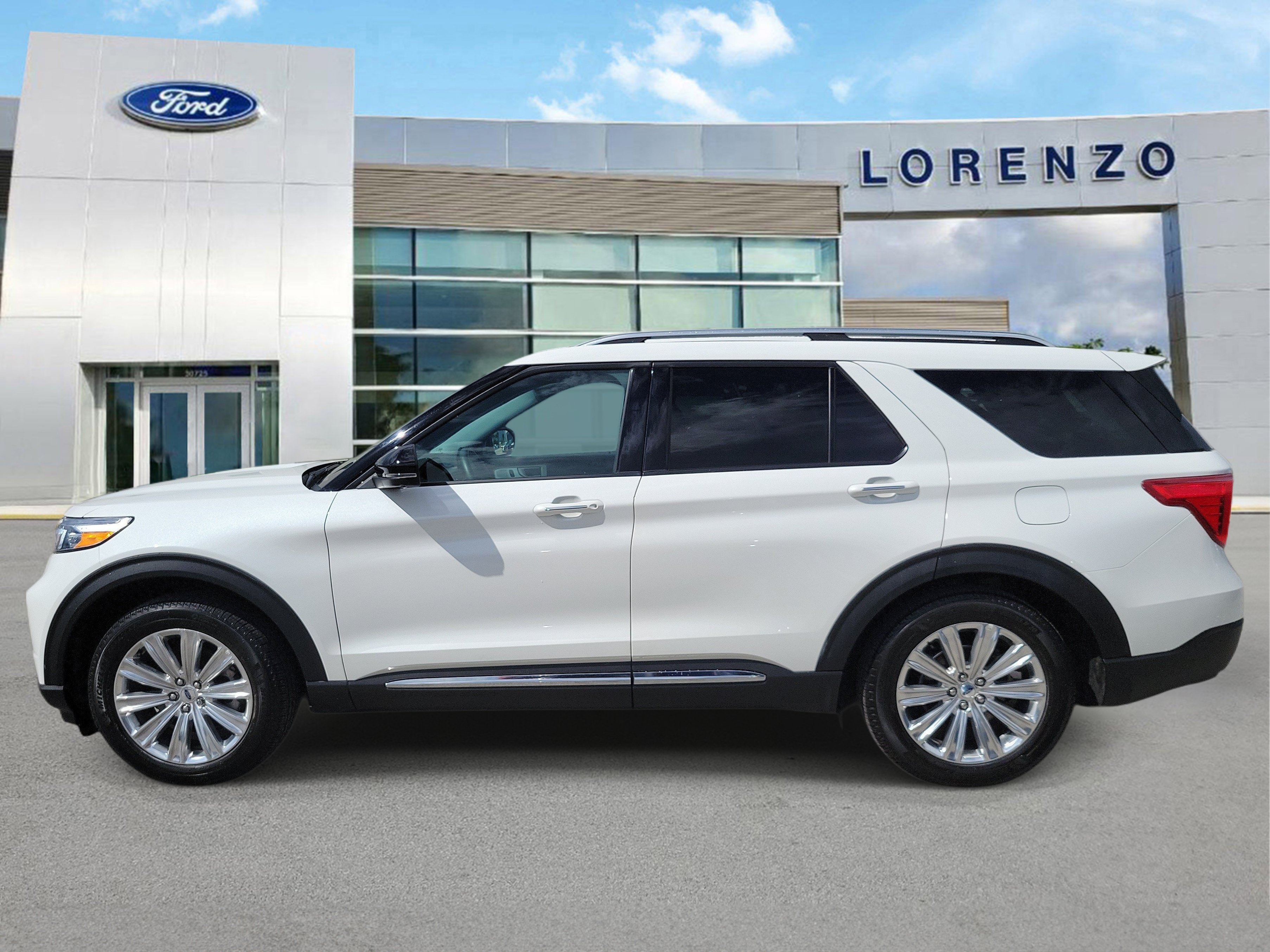 Certified 2023 Ford Explorer Limited w/ Limited Technology Package RWD image 8