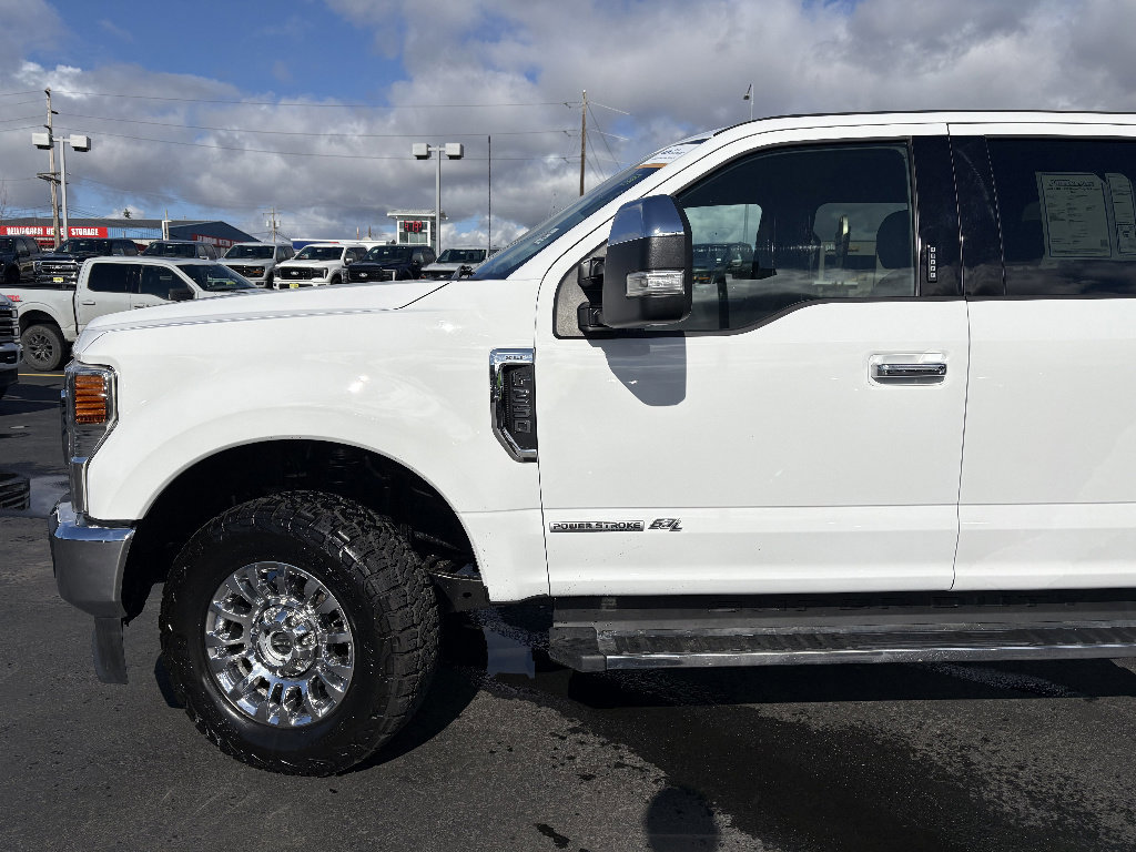 Certified 2022 Ford F350 XLT w/ XLT Premium Package image 12