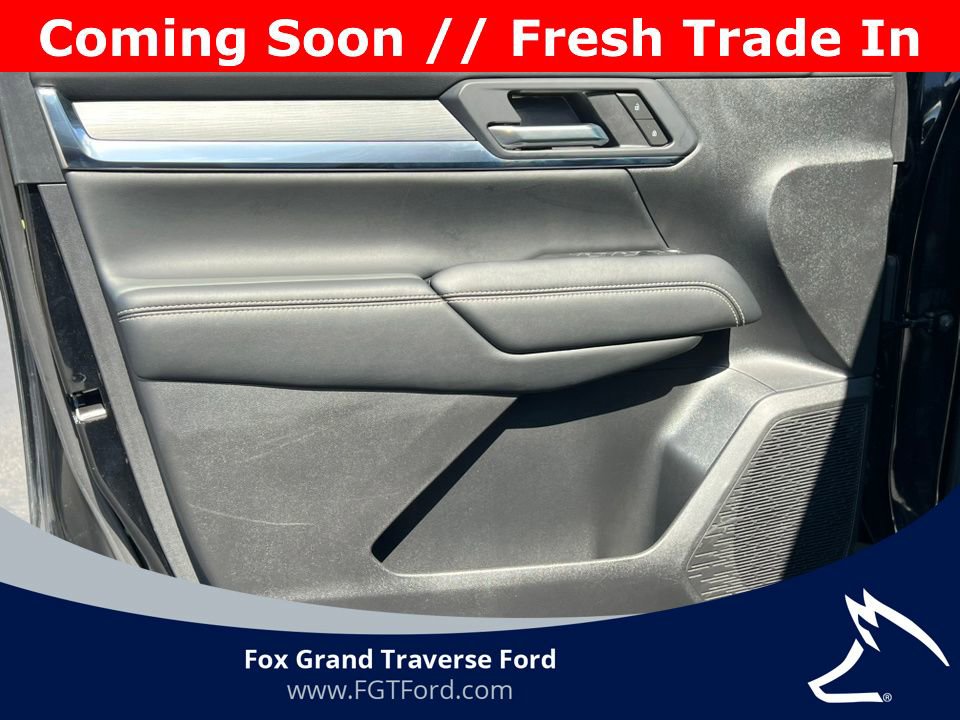 Used 2026 GMC Terrain Elevation image 10