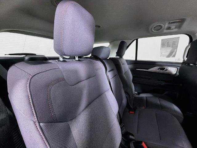 Certified 2025 Ford Explorer Active AWD/4WD image 27