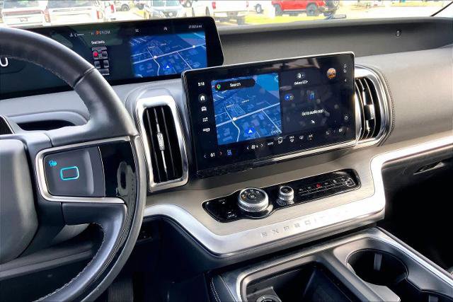 Certified 2025 Ford Expedition Platinum AWD/4WD image 9