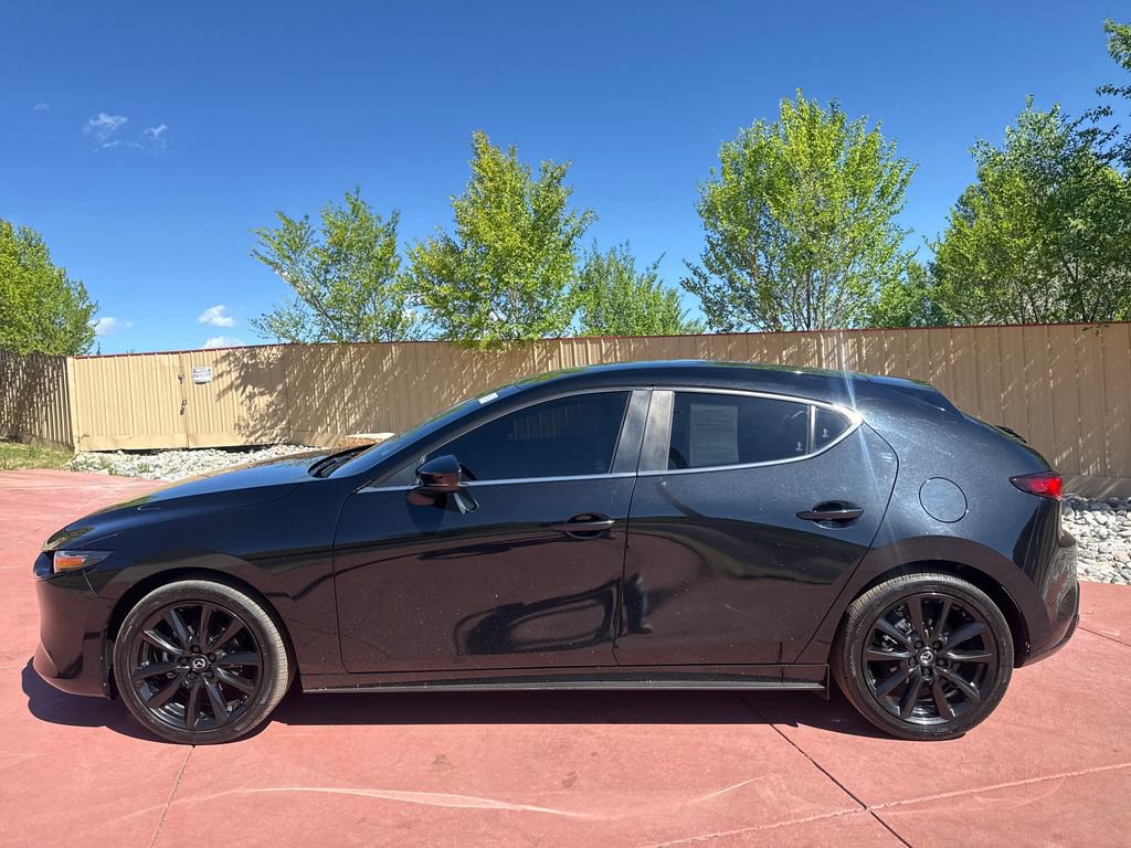 Used 2024 MAZDA MAZDA3 s FWD image 2