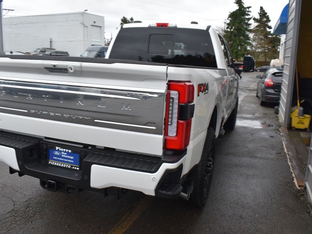 Certified 2024 Ford F350 Platinum w/ FX4 Off-Road Package image 18
