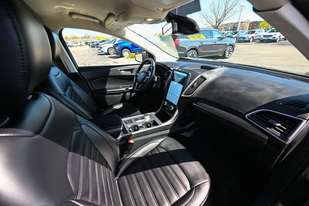 Certified 2024 Ford Edge SEL w/ Convenience Package AWD/4WD image 25