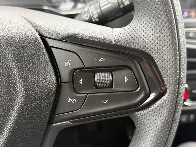Used 2023 Chevrolet TrailBlazer LT FWD image 19