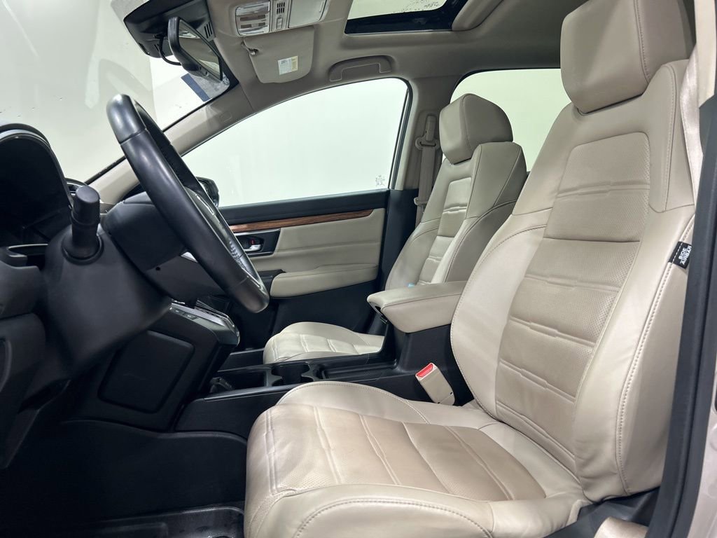 Used 2018 Honda CR-V Touring image 11