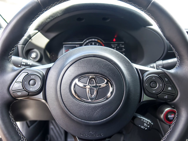 Used 2025 Toyota GR86 Premium w/ ALL Weather Mat Package (TMS) RWD image 13