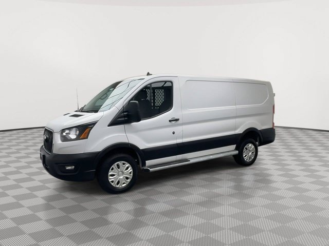 Certified 2025 Ford Transit 250 Low Roof w/ Exterior Upgrade Package RWD image 27