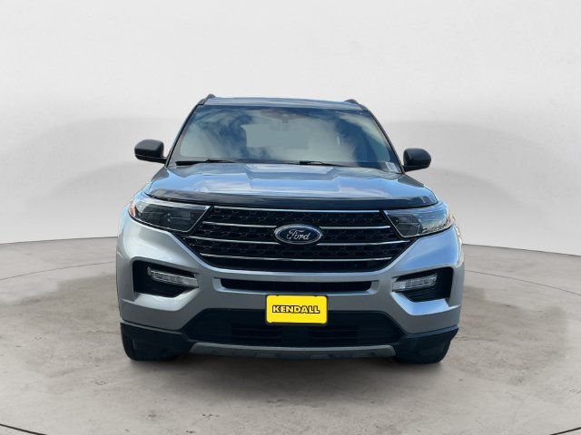 Certified 2023 Ford Explorer XLT AWD/4WD image 2