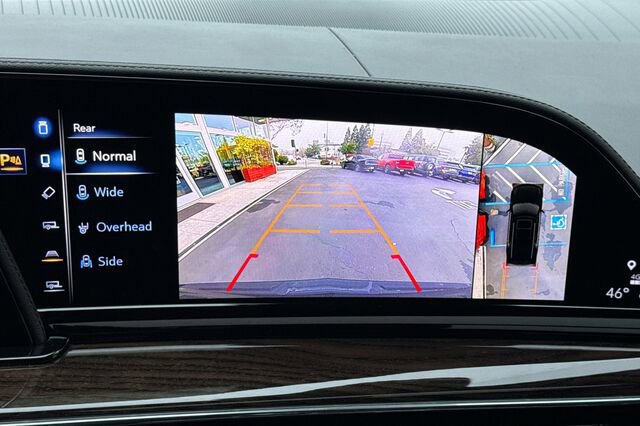 Used 2023 Cadillac Escalade Premium Luxury Platinum image 19