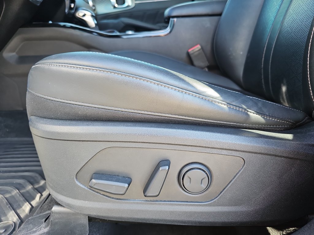 Used 2023 Kia Sorento SX FWD image 29