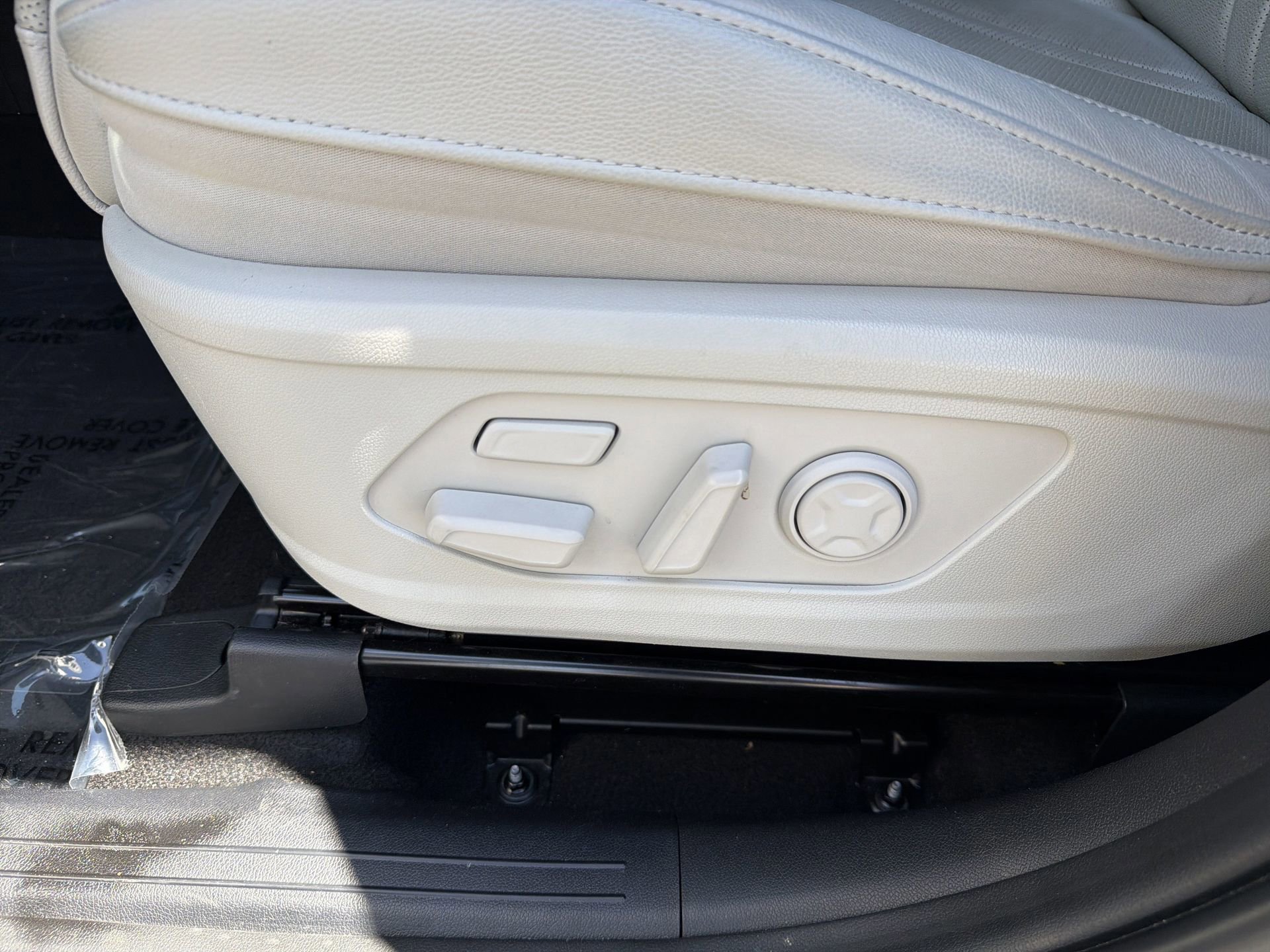 Used 2023 Kia Sorento SX Prestige image 31