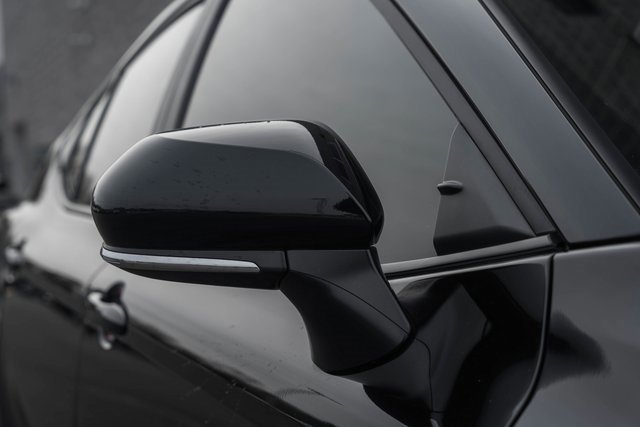 Used 2025 Toyota Camry LE image 18