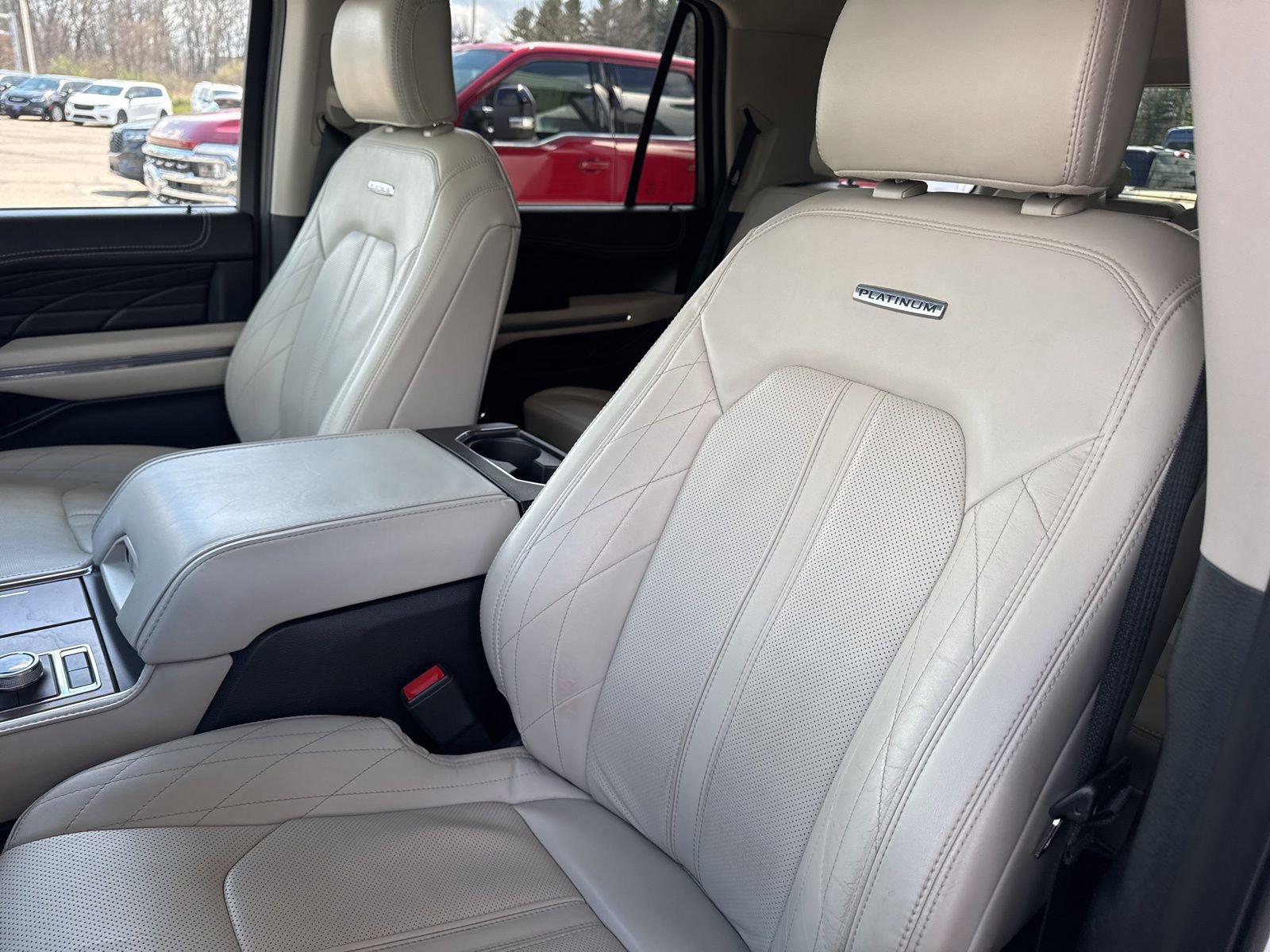 Certified 2021 Ford Expedition Platinum image 26