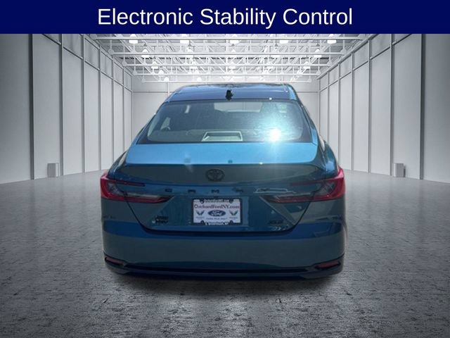 Used 2026 Toyota Camry XLE w/ Premium Package AWD/4WD image 9