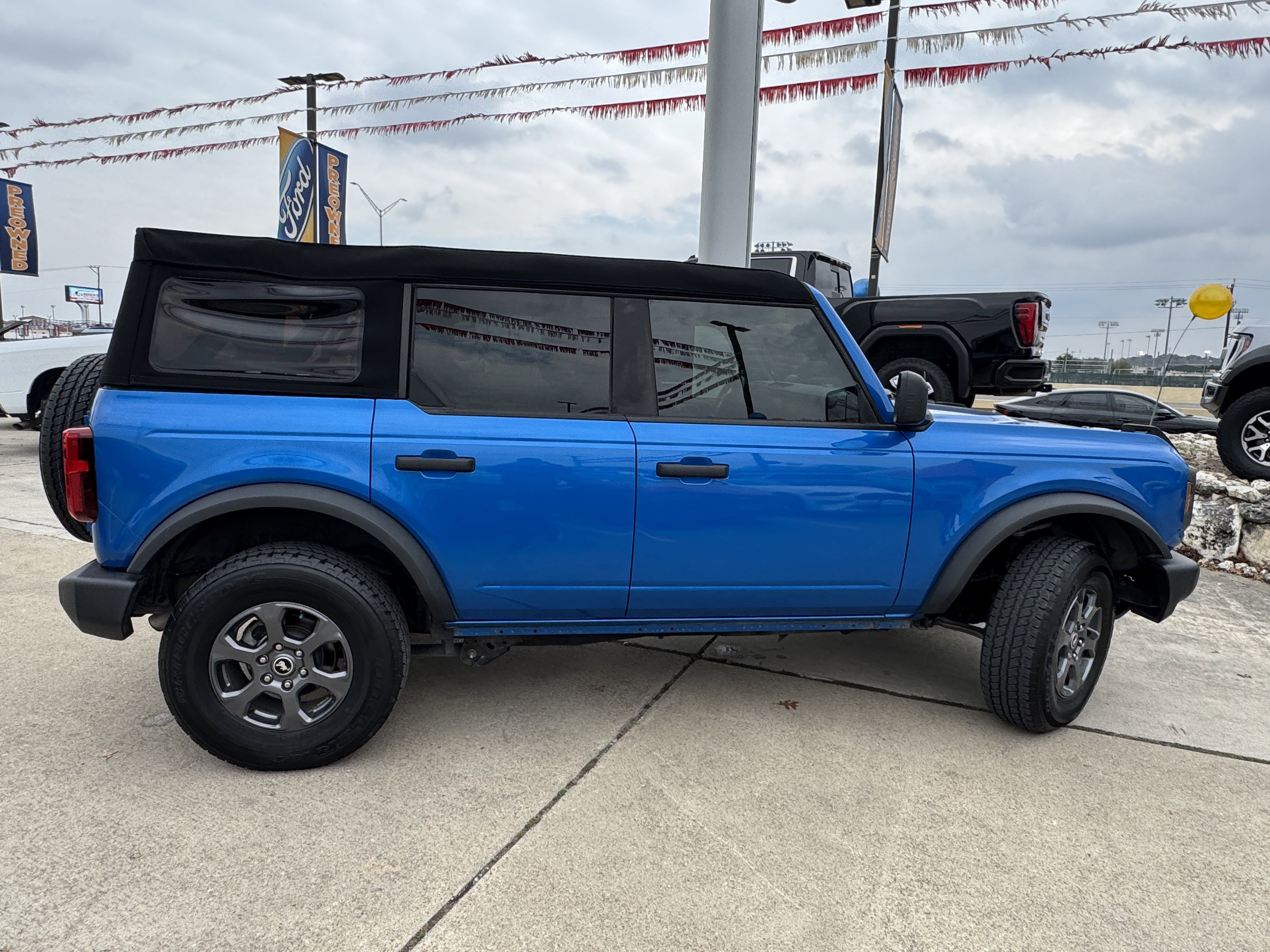 Certified 2024 Ford Bronco Big Bend image 3