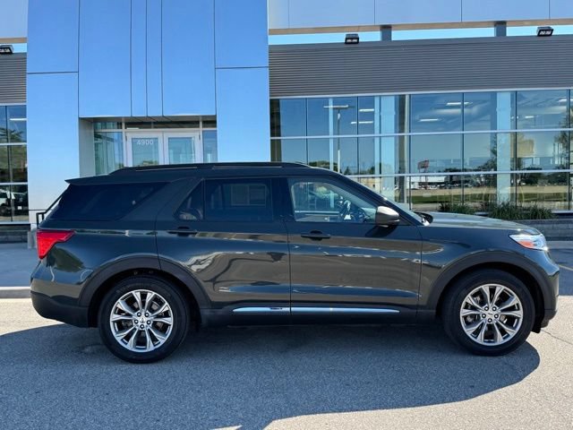 Certified 2023 Ford Explorer XLT w/ Equipment Group 202A AWD/4WD image 40
