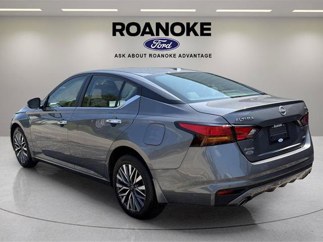 Used 2024 Nissan Altima 2.5 SV w/ SV Premium Package AWD/4WD image 17
