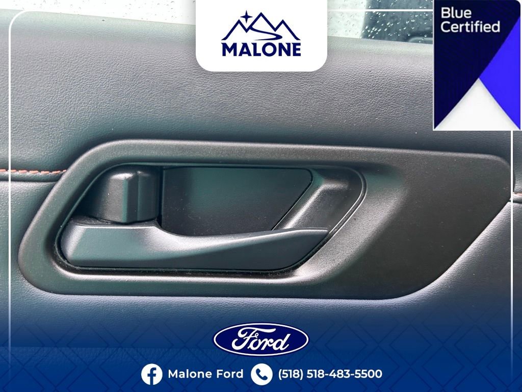 Used 2024 Nissan Pathfinder Rock Creek AWD/4WD image 14