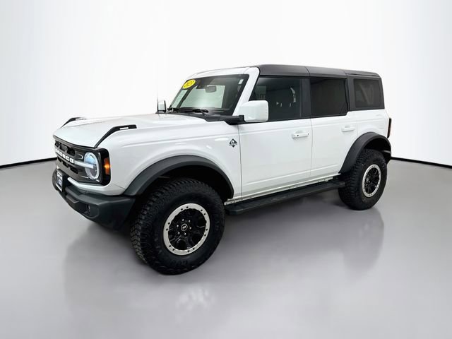 Certified 2023 Ford Bronco Outer Banks w/ Sasquatch Package AWD/4WD image 3