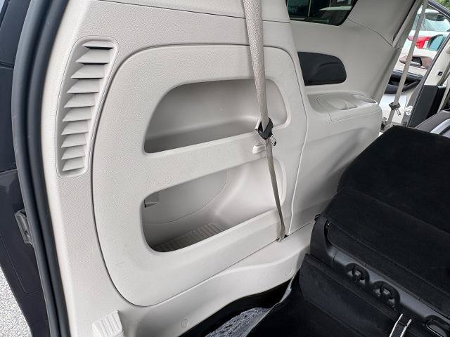 Used 2023 Chrysler Voyager LX FWD image 40