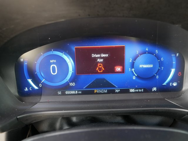 Certified 2020 Ford Escape Titanium AWD/4WD image 24