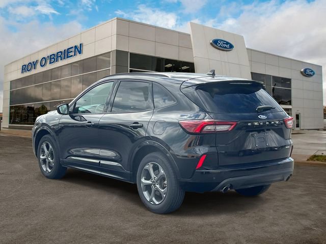 Certified 2024 Ford Escape ST-Line w/ Tech Pack #1 AWD/4WD image 3