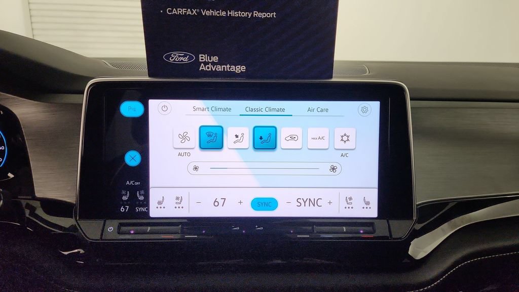 Used 2024 Volkswagen Atlas Cross Sport SE w/ Black Wheel Package AWD/4WD image 18
