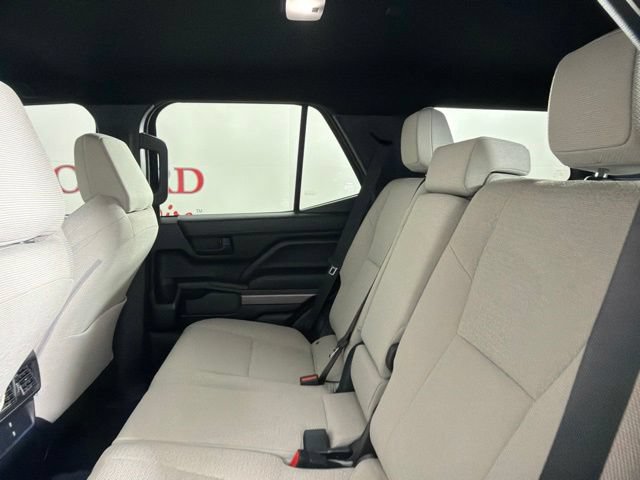 Used 2025 Toyota 4Runner SR5 AWD/4WD image 13