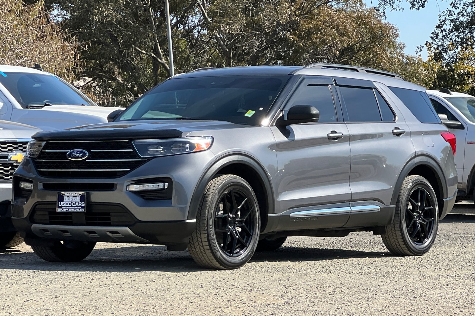 Certified 2021 Ford Explorer XLT w/ Equipment Group 202A AWD/4WD image 8