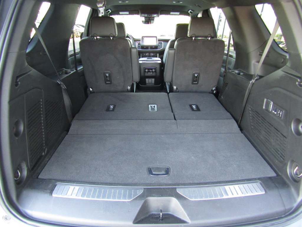 Used 2024 Chevrolet Tahoe Premier AWD/4WD image 41
