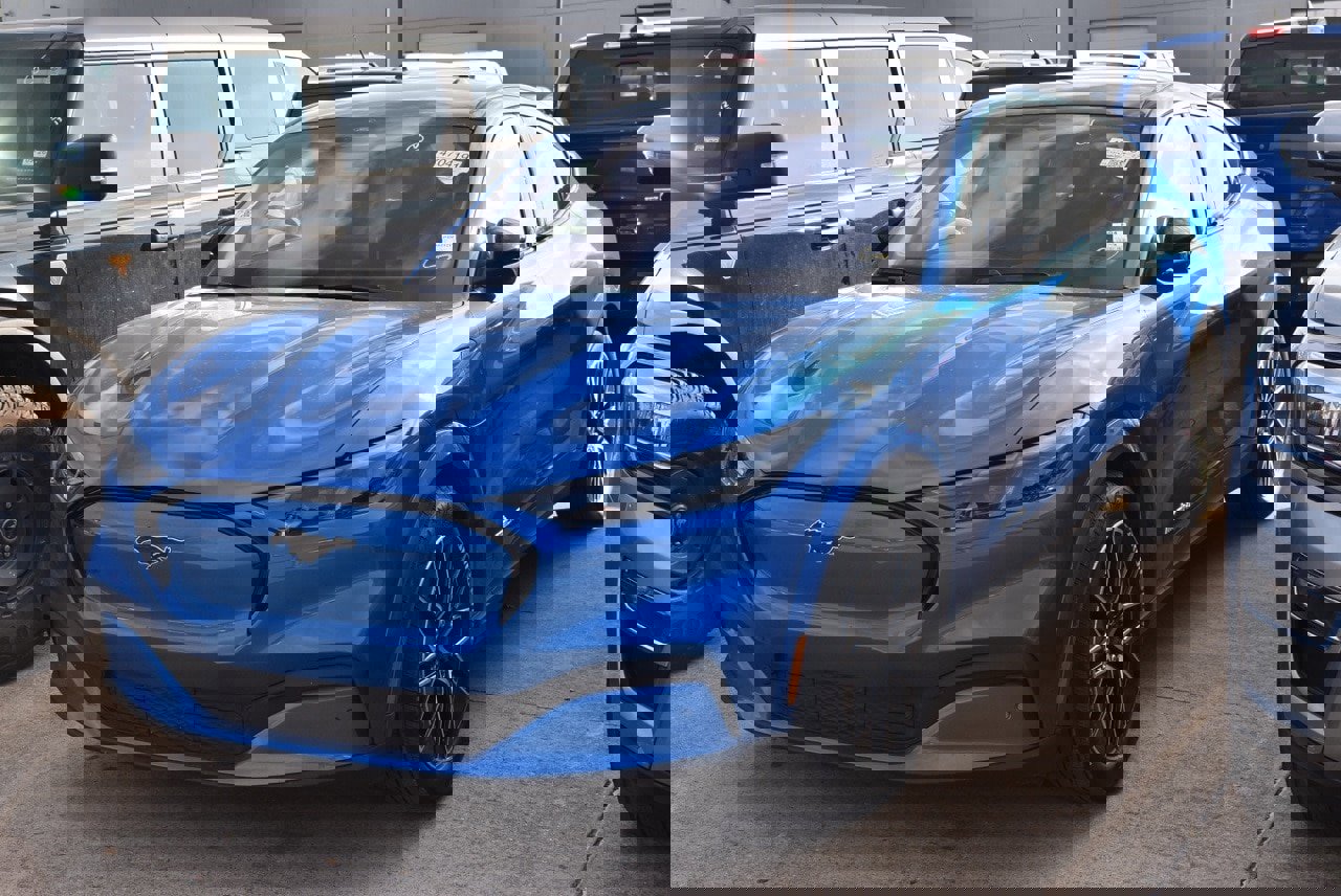 Certified 2025 Ford Mustang Mach-E Premium image 1