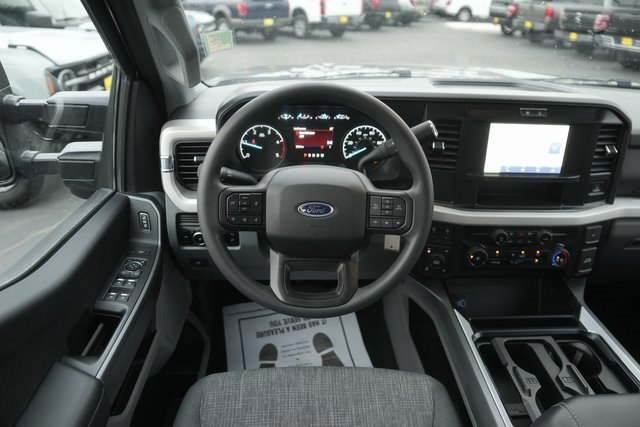 Certified 2025 Ford F350 XLT w/ 360-Degree Camera Package image 21