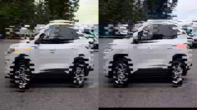 Certified 2022 Ford Escape SE w/ Convenience Package image 3