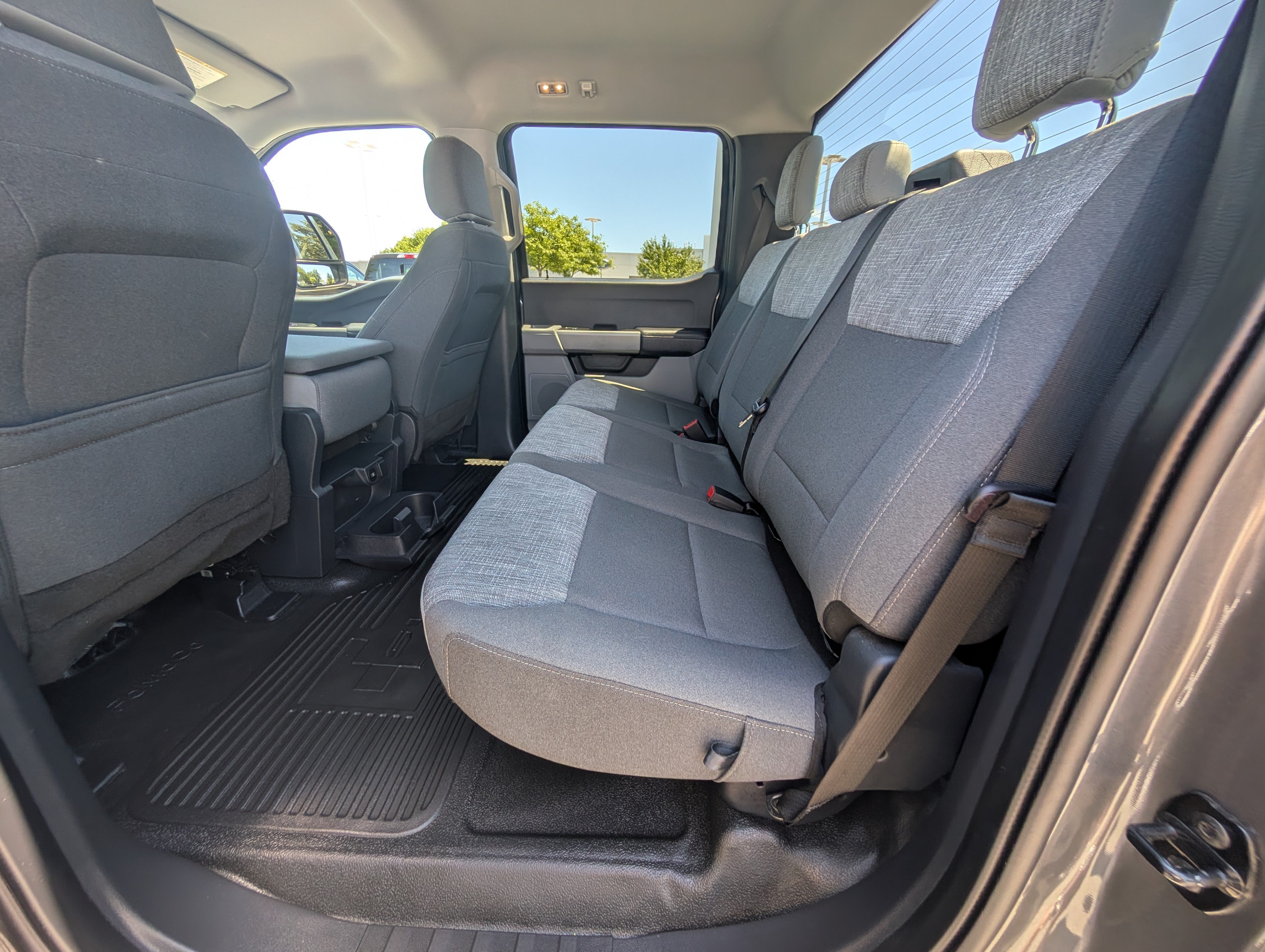Certified 2023 Ford F250 XLT w/ FX4 Off-Road Package AWD/4WD image 13