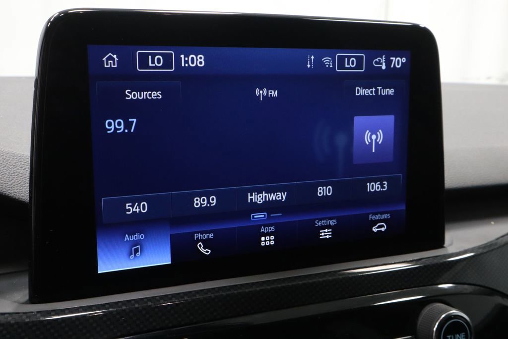 Certified 2025 Ford Escape ST-Line AWD/4WD image 9