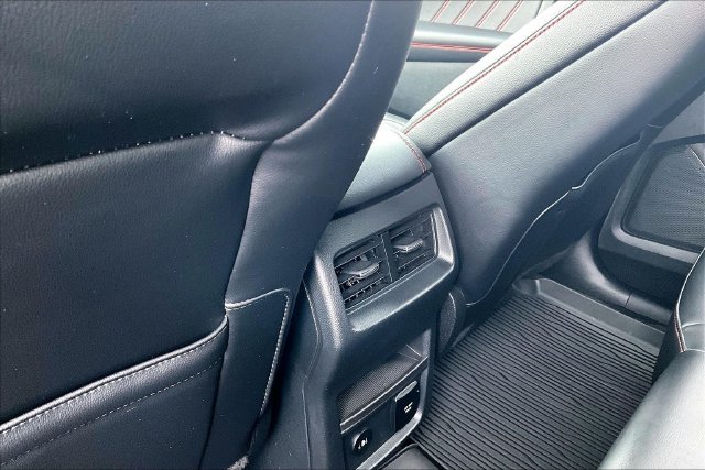 Certified 2024 Ford Edge ST-Line AWD/4WD image 36