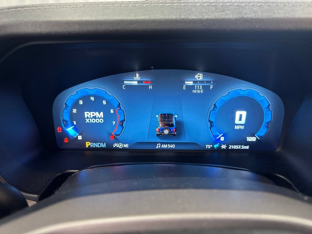 Certified 2025 Ford Bronco Outer Banks w/ Sasquatch Package AWD/4WD image 15