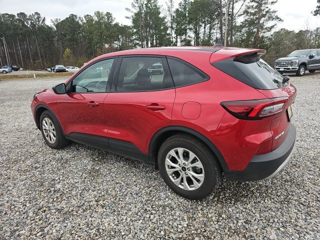 Certified 2025 Ford Escape Active image 2