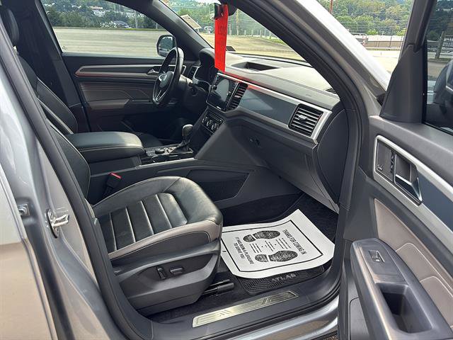 Used 2021 Volkswagen Atlas Cross Sport SEL Premium R-Line AWD/4WD image 20