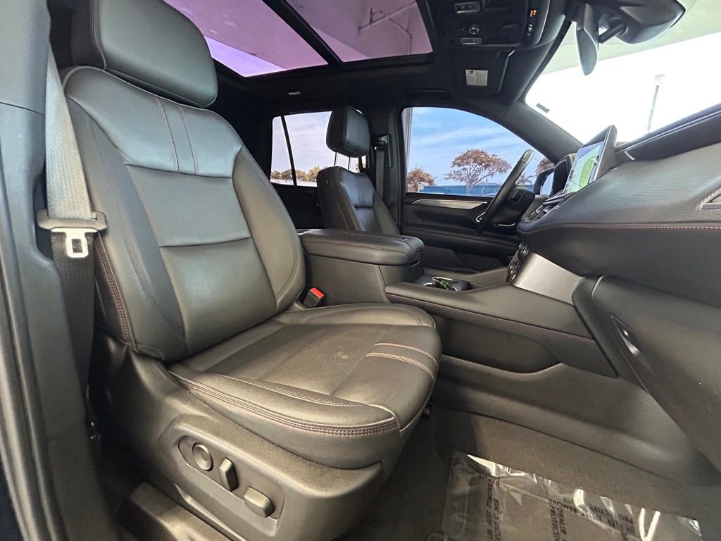 Used 2022 Chevrolet Tahoe RST w/ Sport Performance Package RWD image 27
