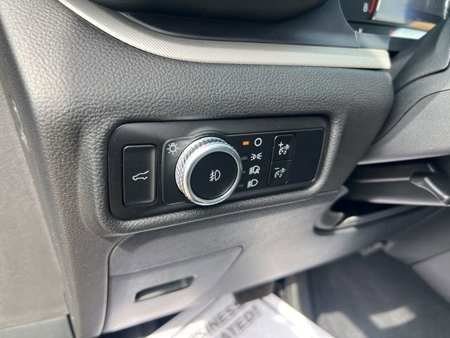 Certified 2023 Ford Explorer XLT w/ Equipment Group 202A AWD/4WD image 8